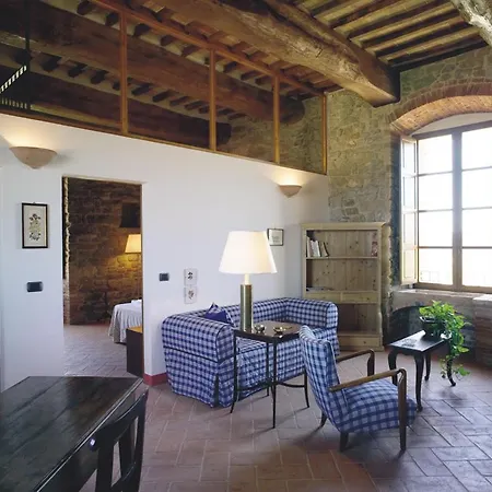 Sleeps 4 With Pool *