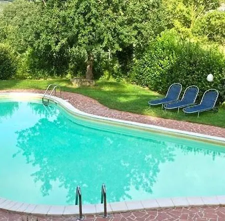 Sleeps 4 With Pool شقة Castiglione della Valle