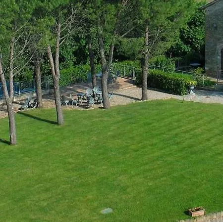 Sleeps 4 With Pool *